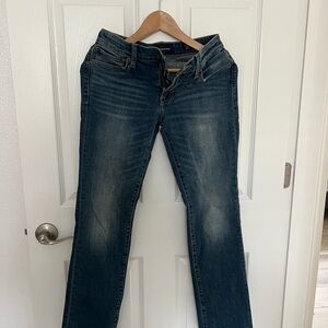 Lucky Brand Medium Wash Blue Jeans
